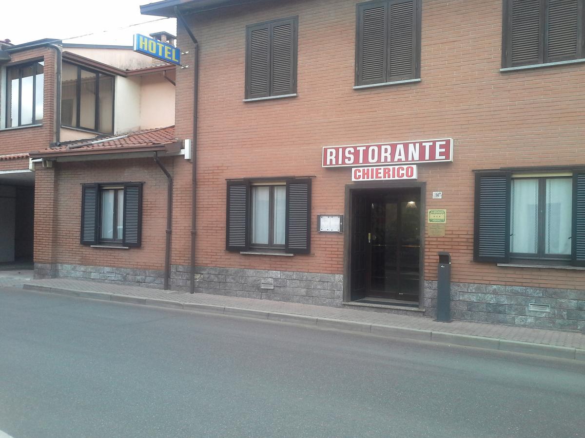 Hotel Ticino Ristorante Chierico Carbonara al Ticino Dış mekan fotoğraf